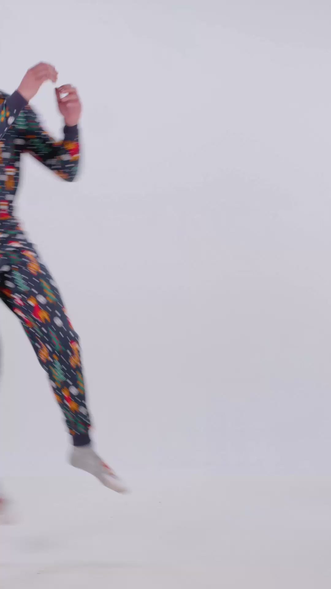 Christmas Pyjama for Women and Men with Giraffes