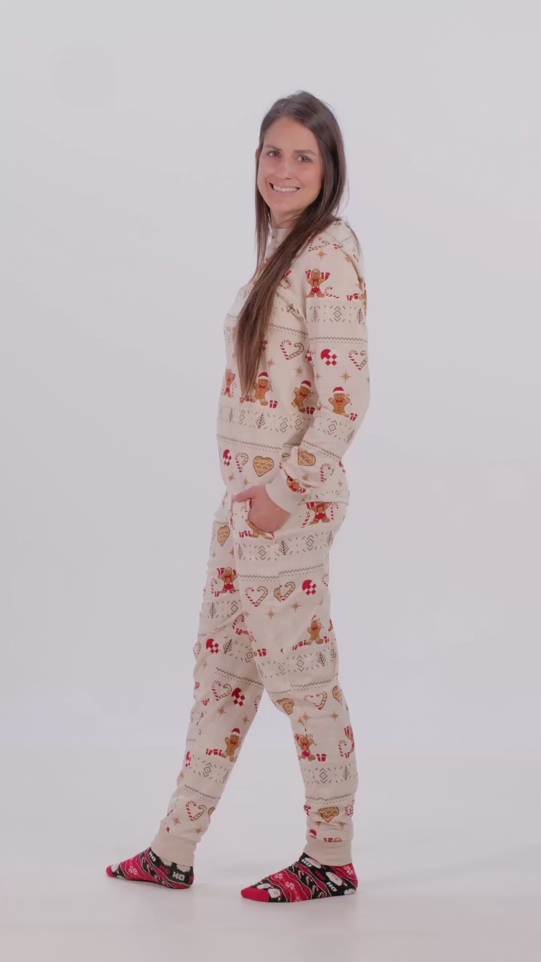 Beige Christmas Pyjama for Women and Men Gingercookies